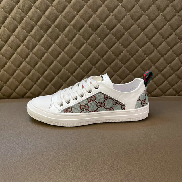men gucci shoes-421